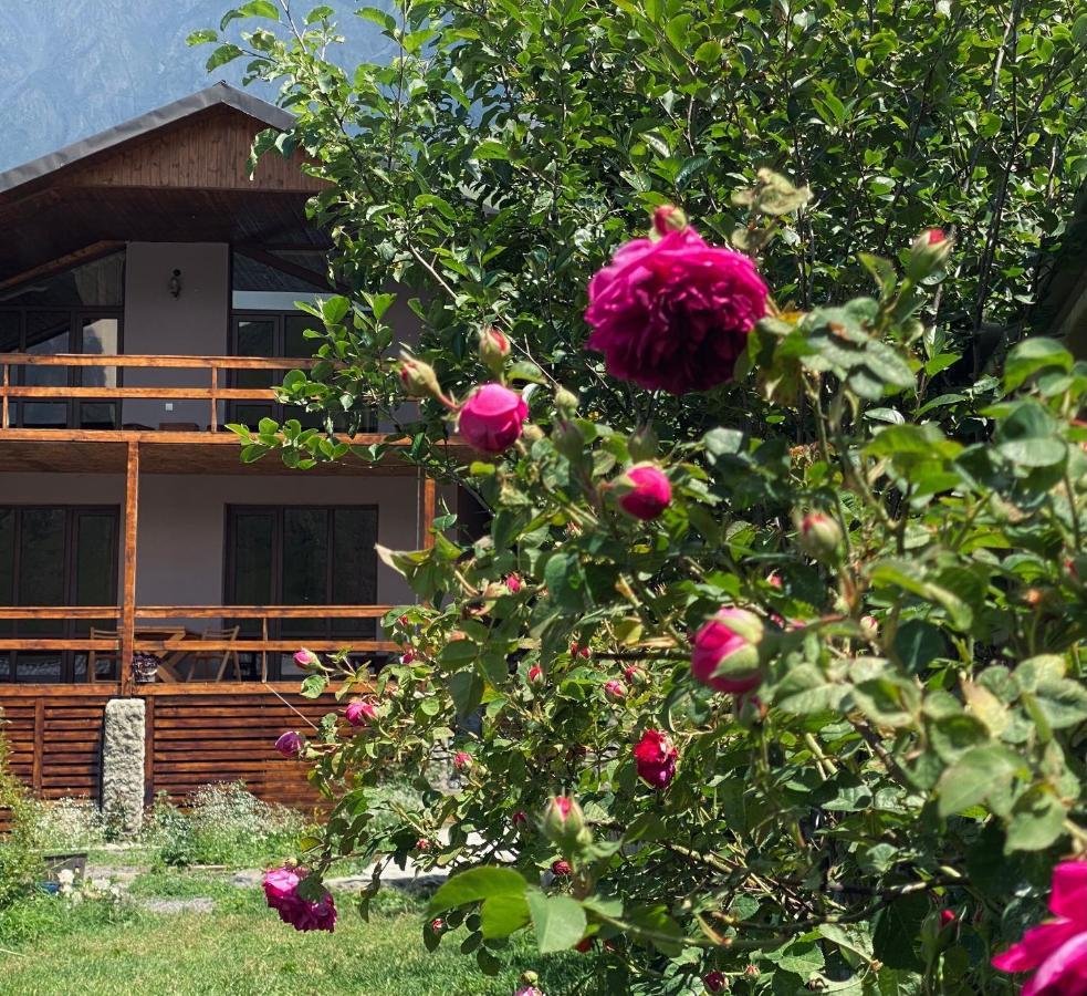 Cottage Kesane Kazbegi Extérieur photo